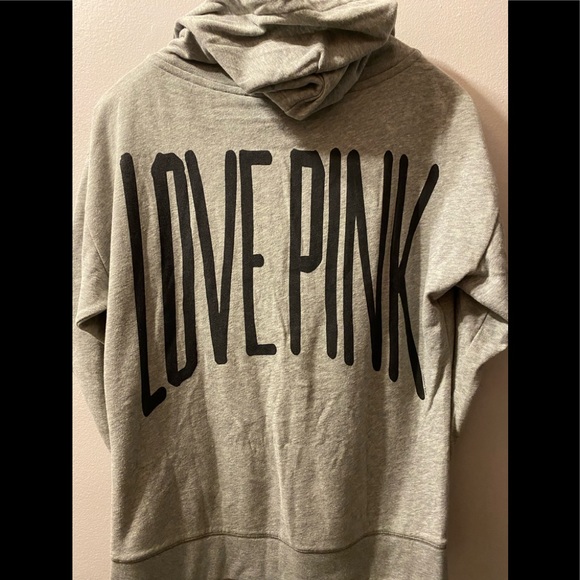 Pink Victoria’s Secret sweatsuit in Used Condition - Picture 8 of 11